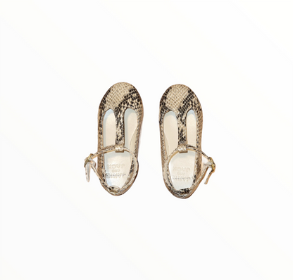 Snake off Shoes